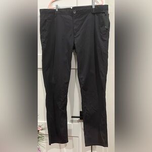 NWT Rodd & Gunn Custom Fit Chino Pants in Black - Size 44 x 34